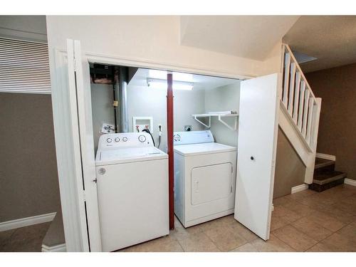 4624 49 Street, Red Deer, AB - Indoor Photo Showing Laundry Room