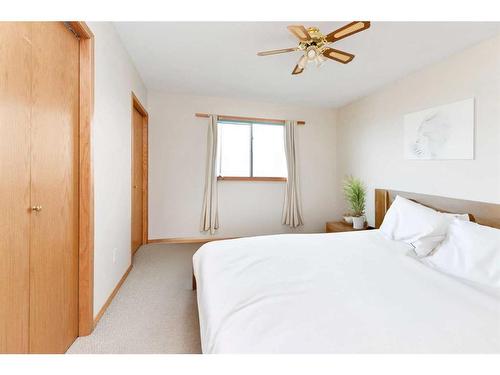 22 Lanterman Close, Red Deer, AB - Indoor Photo Showing Bedroom