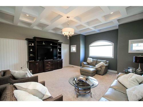 105-38254 Range Road 265, Rural Red Deer County, AB - Indoor Photo Showing Living Room