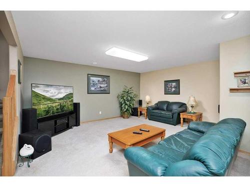5404 52A, Eckville, AB - Indoor Photo Showing Other Room