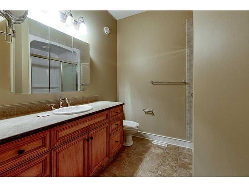 105-37411 Waskasoo Avenue, Rural Red Deer County, AB - Indoor Photo Showing Bathroom