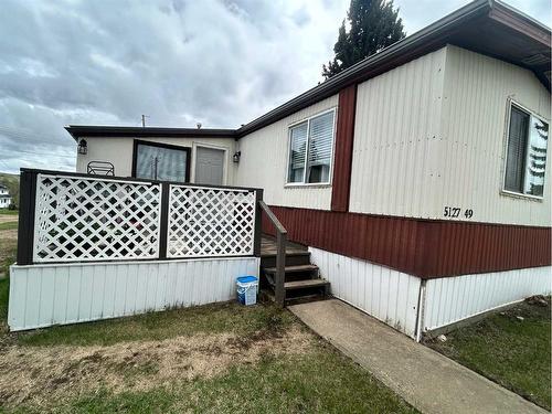 5127 49 Street, Hardisty, AB - Outdoor With Exterior