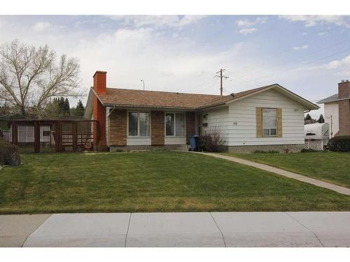 48 Dalzell Place Nw, Calgary, AB - Outdoor