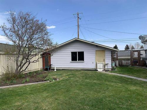 48 Dalzell Place Nw, Calgary, AB - Outdoor