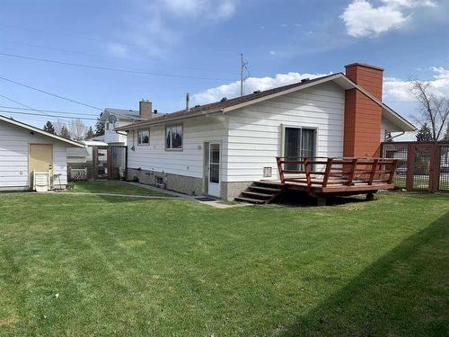 48 Dalzell Place Nw, Calgary, AB - Outdoor With Deck Patio Veranda