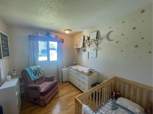 5726 Garden Meadows Drive, Wetaskiwin, AB - Indoor Photo Showing Bedroom