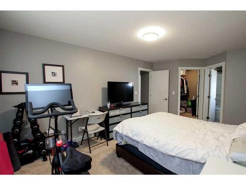 68 Lancaster Drive, Red Deer, AB - Indoor Photo Showing Bedroom