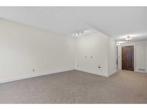 5761 51 Street, Innisfail, AB - Indoor Photo Showing Other Room