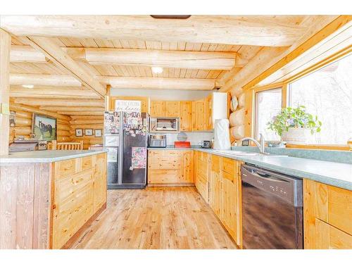 49302 Rge Rd 43, Rural Leduc County, AB - Indoor Photo Showing Kitchen