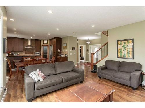 216 28302 Highway 12A, Gull Lake, AB - Indoor Photo Showing Living Room
