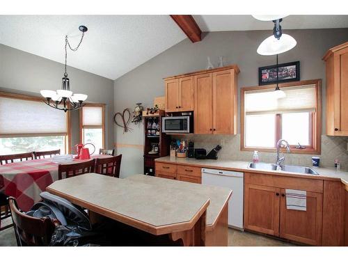 160 Eastman Crescent, Red Deer, AB - Indoor Photo Showing Kitchen With Double Sink