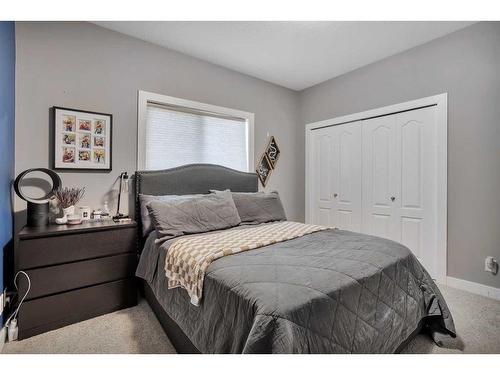 135 Ibbotson Close, Red Deer, AB - Indoor Photo Showing Bedroom