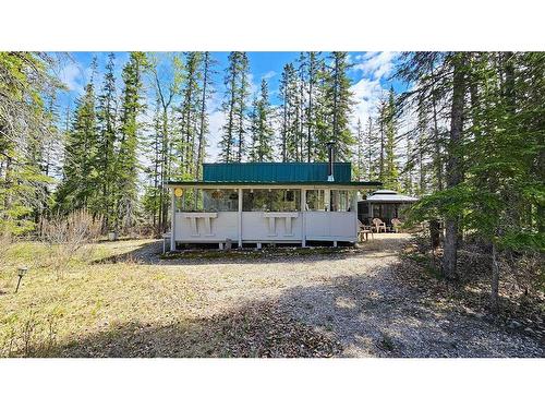 1-4136 Highway 587, Rural Red Deer County, AB 