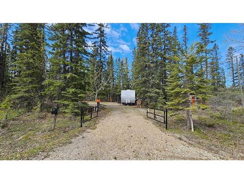 1-4136 Highway 587, Rural Red Deer County, AB 