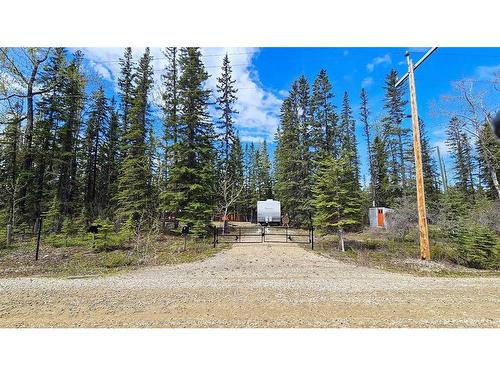 1-4136 Highway 587, Rural Red Deer County, AB 