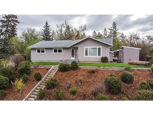 4717 43 Avenue, Red Deer, AB - Indoor Photo Showing Other Room