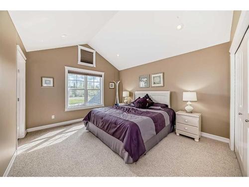 559 Summer Crescent, Rural Ponoka County, AB - Indoor Photo Showing Bedroom