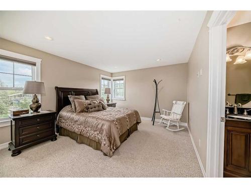 559 Summer Crescent, Rural Ponoka County, AB - Indoor Photo Showing Bedroom