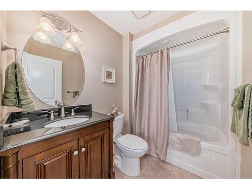 559 Summer Crescent, Rural Ponoka County, AB - Indoor Photo Showing Bathroom