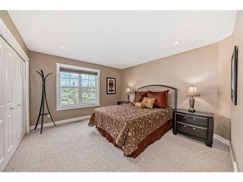 559 Summer Crescent, Rural Ponoka County, AB - Indoor Photo Showing Bedroom