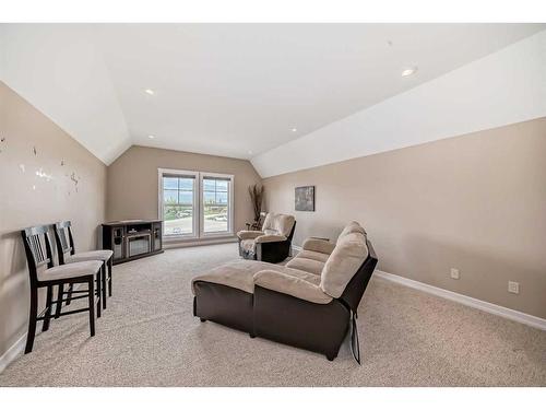 559 Summer Crescent, Rural Ponoka County, AB - Indoor Photo Showing Living Room