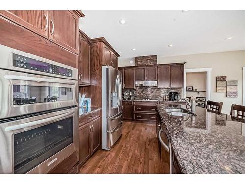 559 Summer Crescent, Rural Ponoka County, AB - Indoor Photo Showing Kitchen With Double Sink With Upgraded Kitchen