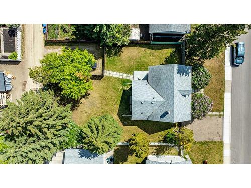 5512 35 Street, Red Deer, AB - Outdoor