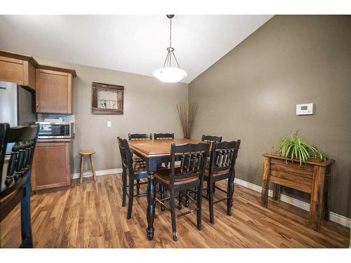 4002 68 Street, Stettler, AB - Indoor Photo Showing Dining Room