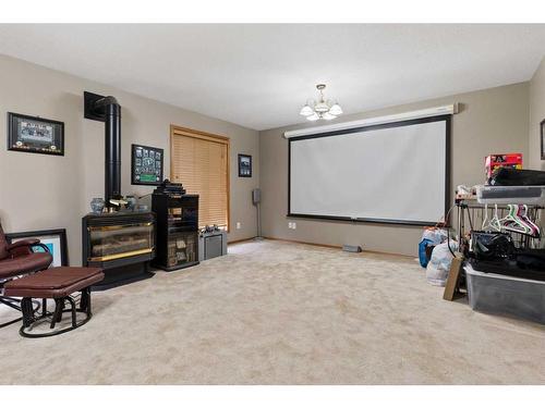 33 Mackenzie Drive, Sedgewick, AB - Indoor Photo Showing Other Room