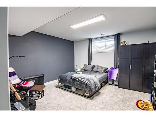 35 Thayer Close, Red Deer, AB - Indoor Photo Showing Other Room