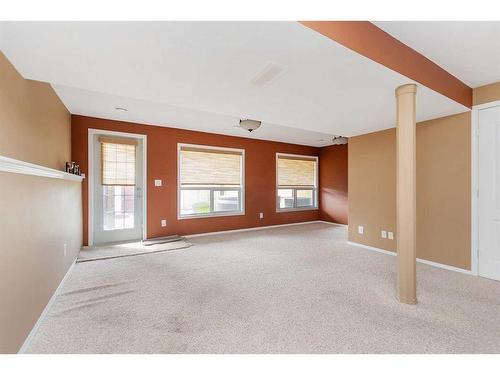 16 Arnold Close, Red Deer, AB - Indoor Photo Showing Other Room