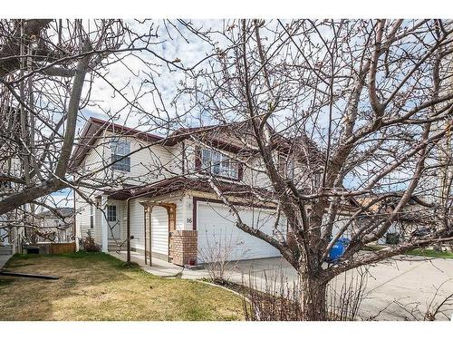 16 Arnold Close, Red Deer, AB - Outdoor