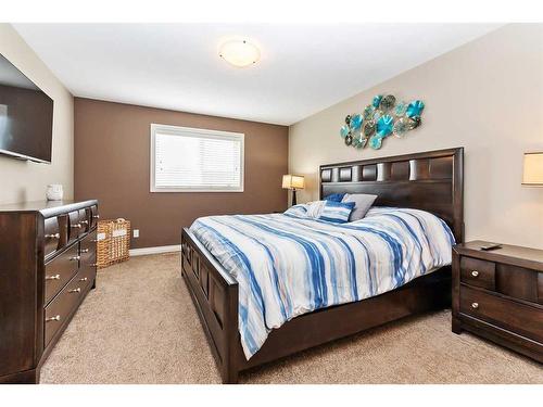 149 Sutherland Close, Red Deer, AB - Indoor Photo Showing Bedroom