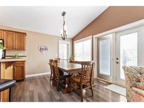 149 Sutherland Close, Red Deer, AB - Indoor Photo Showing Dining Room