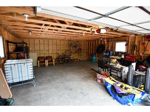 38 Parkland Avenue, Parkland Beach, AB - Indoor Photo Showing Garage