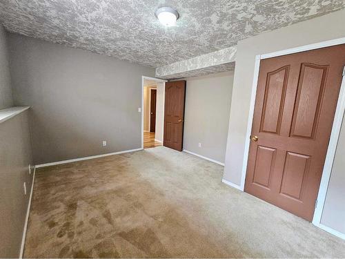 1209 12 Street Se, Slave Lake, AB - Indoor Photo Showing Other Room