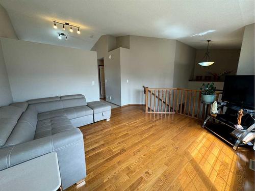 372 Lancaster Drive, Red Deer, AB - Indoor Photo Showing Living Room
