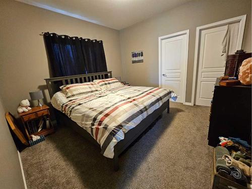3 Concord Rise, Sylvan Lake, AB - Indoor Photo Showing Bedroom