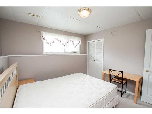 66 James Street, Red Deer, AB - Indoor Photo Showing Bedroom