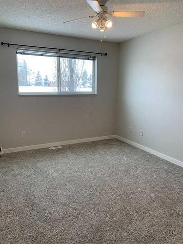 104B-4917 68 Street, Camrose, AB - Indoor Photo Showing Other Room