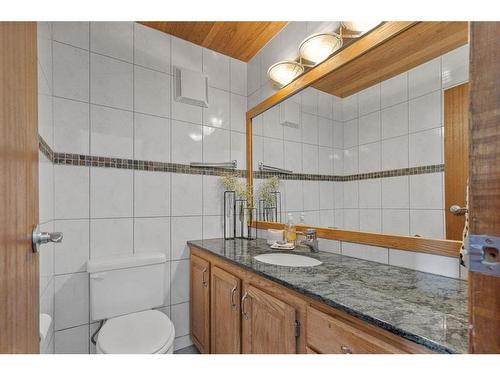 12 Muldrew Crescent, Red Deer, AB - Indoor Photo Showing Bathroom