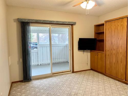 6020 58A Street, Rocky Mountain House, AB - Indoor Photo Showing Other Room