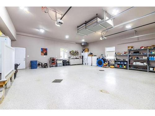 21 Rosedale Avenue, Rural Lacombe County, AB - Indoor Photo Showing Garage