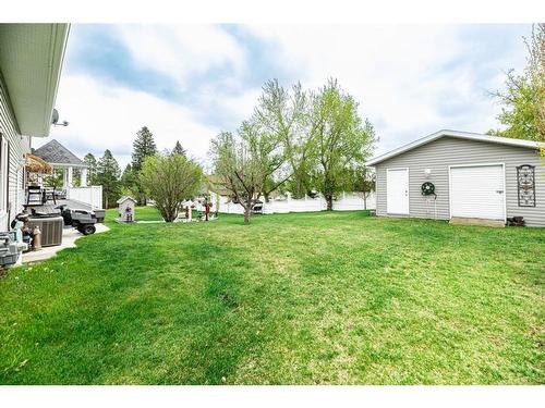 21 Rosedale Avenue, Rural Lacombe County, AB - Outdoor