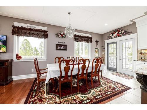 21 Rosedale Avenue, Rural Lacombe County, AB - Indoor Photo Showing Dining Room