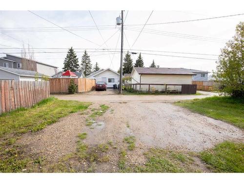 3715 50 Street, Red Deer, AB - Outdoor