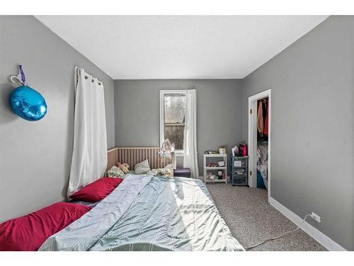 4808 49 Street, Camrose, AB - Indoor Photo Showing Bedroom