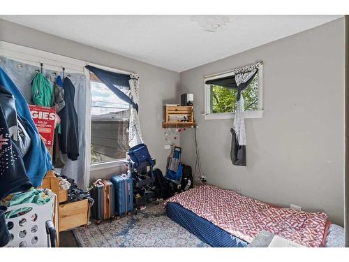 4808 49 Street, Camrose, AB - Indoor Photo Showing Bedroom