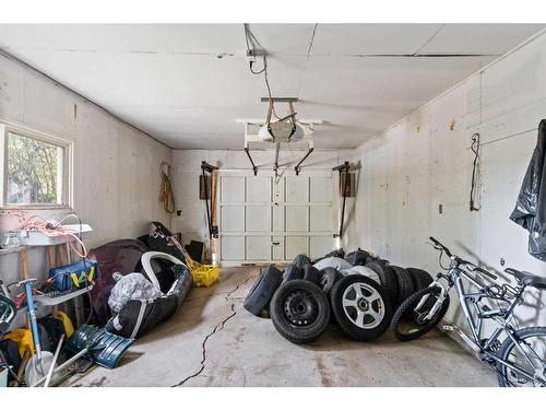 4808 49 Street, Camrose, AB - Indoor Photo Showing Garage