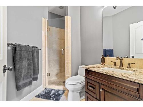 4300 Memorial Trail, Sylvan Lake, AB - Indoor Photo Showing Bathroom